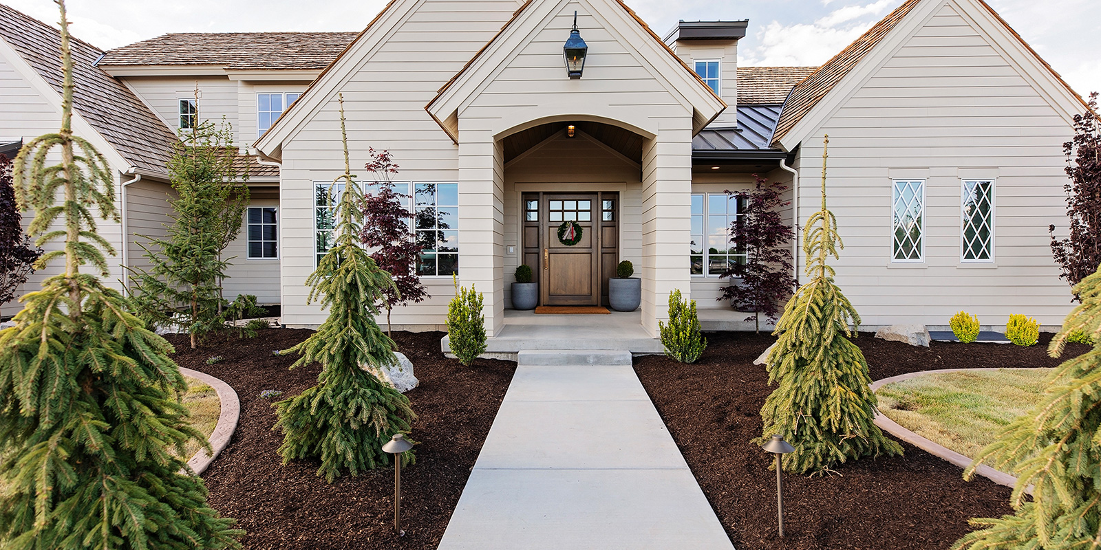 Entryway door